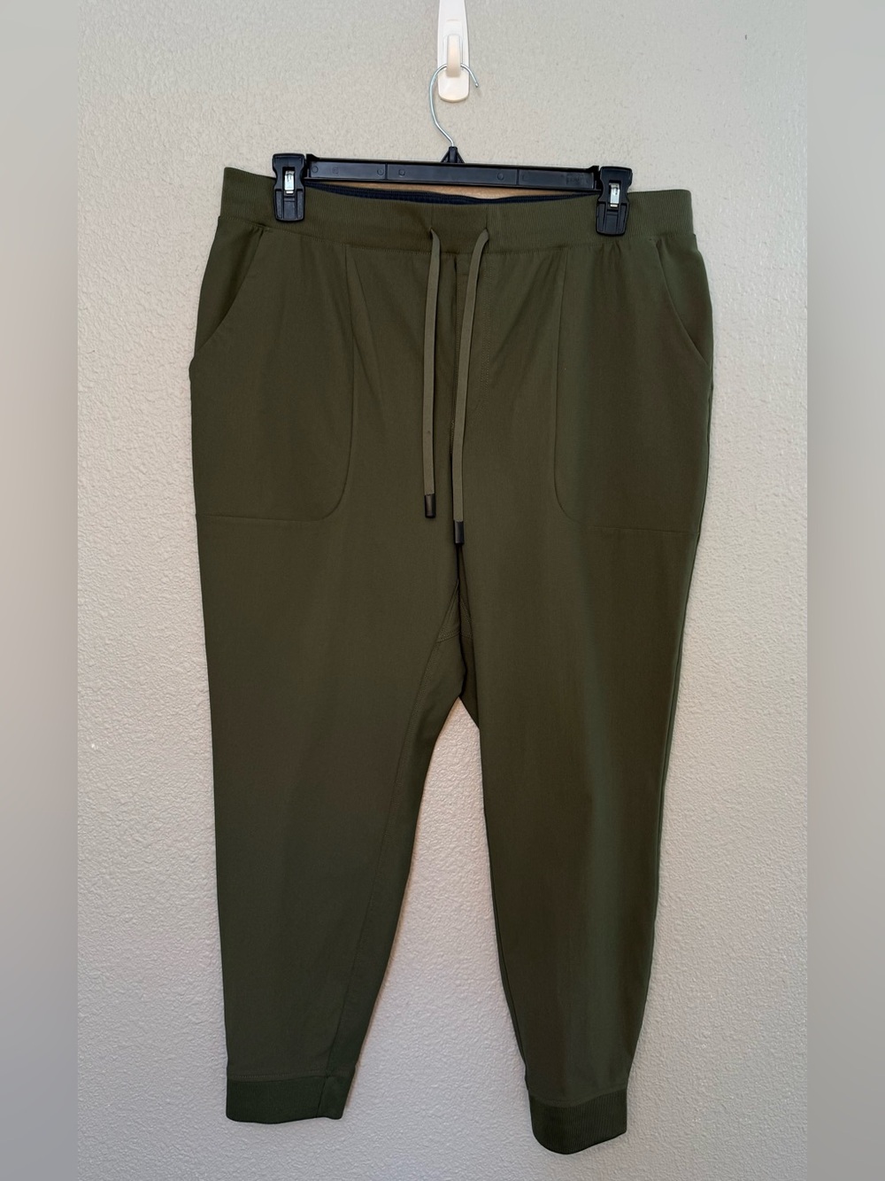 VRST | Limitless Performance Slim Fit Joggers | Olive Green | Size XL